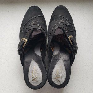 Clarks Artisan Collection Black Size 8M